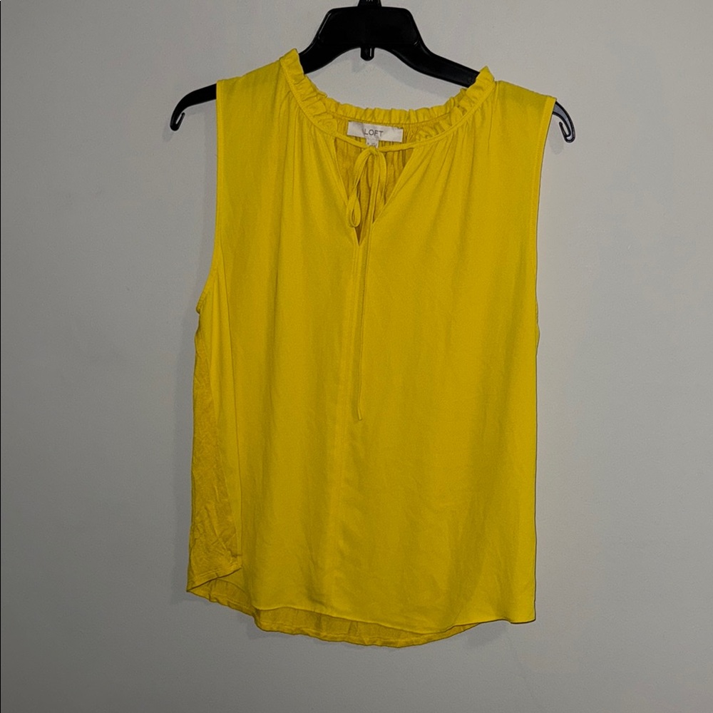 LOFT Yellow Sleeveless Women's Flowy Tank Top